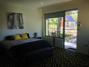Montville Suites - Image 3