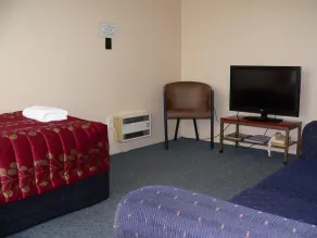 Coachman's Inn Motor Lodge - Image 3