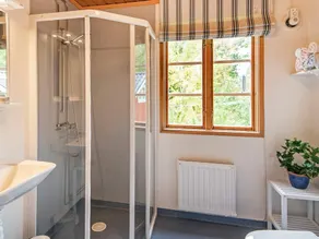 6 Person Holiday Home in ED - Image 2