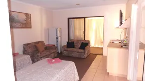 El Sierra Motel - Image 2