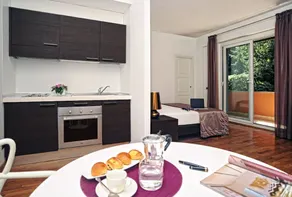 Suites Rome 55 - Image 2
