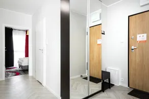Rondo Wiatraczna Warsaw by Renters - Image 2