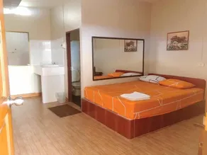 Home Sweet Resort - Image 4