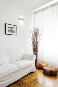Isola Apartments - Image 2