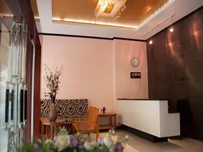 Le Platinum Inn - Image 2