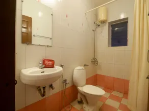 Janak Residency By OYO Rooms - Image 5