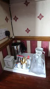 Lakes Lodge - Image 4