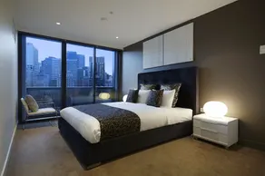 Gem Apartments Short Stay - Image 2