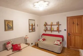 ALTIDO Flat for 6, in the Historic Town Pre-Saint-Didier - Image 2