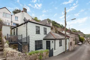 Cosy Cornish Cottage By The Sea and Local Pub - Image 4