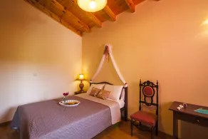Garitsa De Lux - Image 2