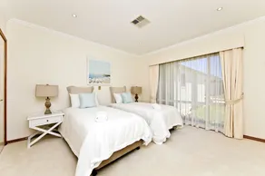 One Mile Mansion - Image 4