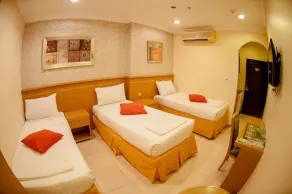 Sadan Plaza Hotel - Image 5