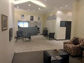 Blue Lodge Hotel - Image 2