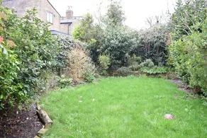 1 Bedroom Home With Garden Near Dalston - Image 5