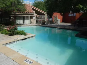 Park Side Townhome - Image 5