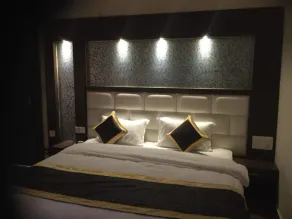 Goroomgo Kavyansh Villa Near Mall Road Bhimtal - Image 5