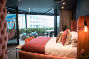 Cartel House Hotel - Image 5