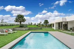 Your Luxury Escape - Scenic Vista - Image 4