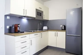 Prime Apartments and Rooms - Image 4