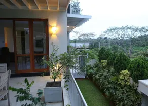 Colombo Center Point by City Hub - Image 3