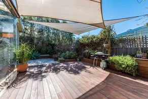 Gorgeous family retreat - Image 3