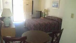 Bremerton Inn - Image 2