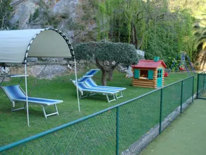 Royal Sporting - Image 4