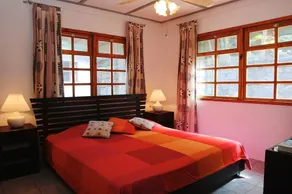 South Point Chalets - Image 3