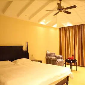 Shangalila Luxury Hotel - Image 3