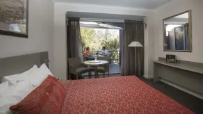 Stay at Alice Springs Hotel - Image 4