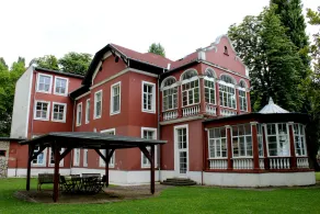 BF Hotel - Image 5