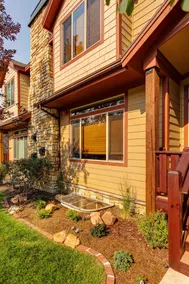 4BR 3.5BA Urban Alpine Home by RedAwning - Image 5