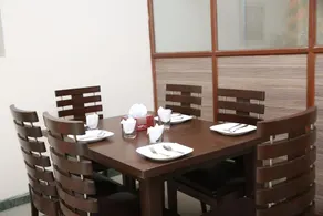 Apex Inn Guest House - Image 5