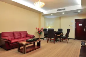 Ying Ge Hai Holiday - Image 3
