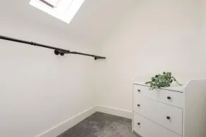 Modern Apartment, Castle View Rochester, England - Image 4