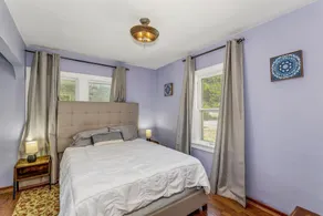 Cute Cozy and Cheerful 3 Bedroom House - Image 5