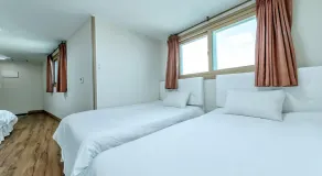 Sky Hill Hotel - Image 3