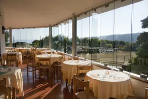 Hotel Mirage - Image 2