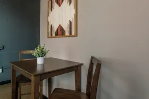 Strip District Apts with Wifi by Frontdesk - Image 5