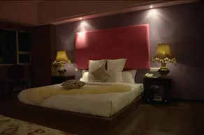Mount River Resort Hotel Guangzhou - Image 3