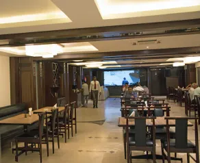 Maurya Hotel - Image 5