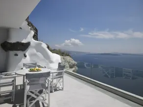 Mythique Villas & Suites - Image 3