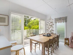 Oriole Street Cottage - Image 2
