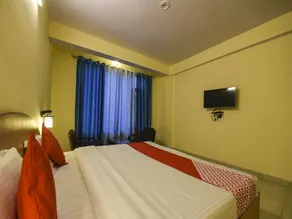 OYO 14958 Hotel Purnima - Image 2