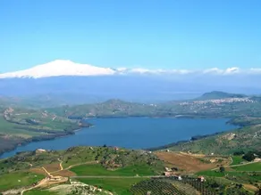 House With 2 Rooms in Enna, With Wonderful Lake View, Enclosed Garden - Image 4