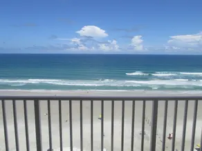Appartement en copropriété | Vue mer - Image 3
