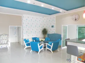 Blue Ocean Suite - Image 2