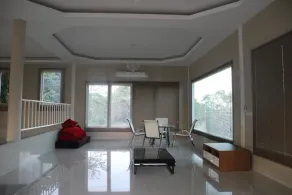 Wind Hills Resort - Image 2