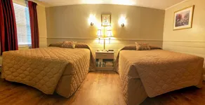 Oxen Yoke Inn & Motel - Image 4